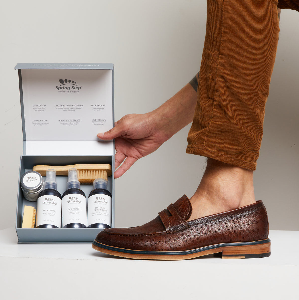 Spring Step SPRING STEP SHOE CARE KIT shoe with comfortable everyday design
