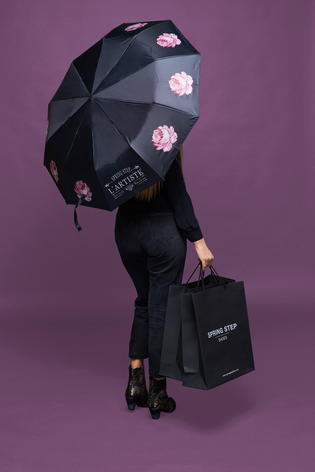 L'Artiste SPRING STEP L'ARTISTE WOMEN'S UMBRELLA RAINDROP shoe with handcrafted leather design
