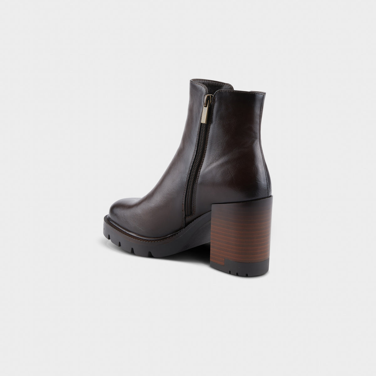 CHOCOLATE BROWN