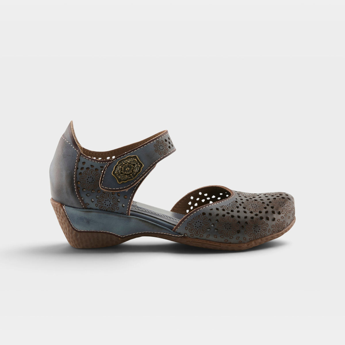L'Artiste Americana shoes in Navy, hero view