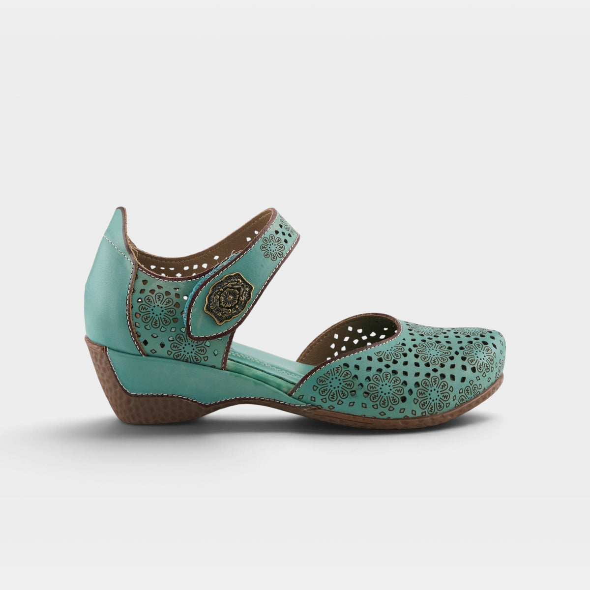 L'Artiste Americana shoes in Sky Blue, hero view