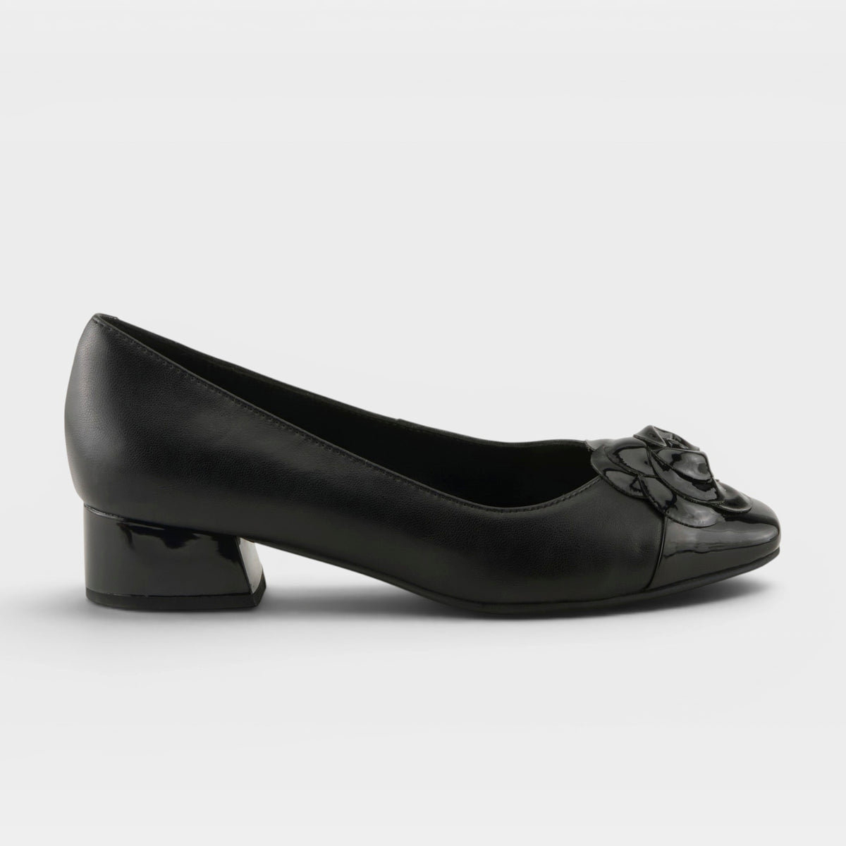 Azura Angelinite Black Shoe