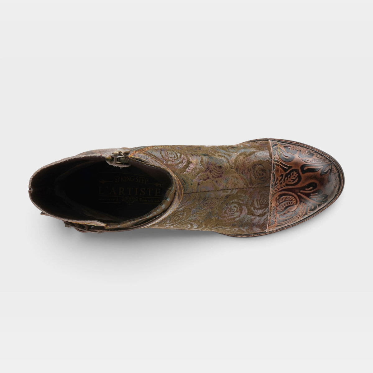 L'Artiste Antilles boots in Olive Green, top view