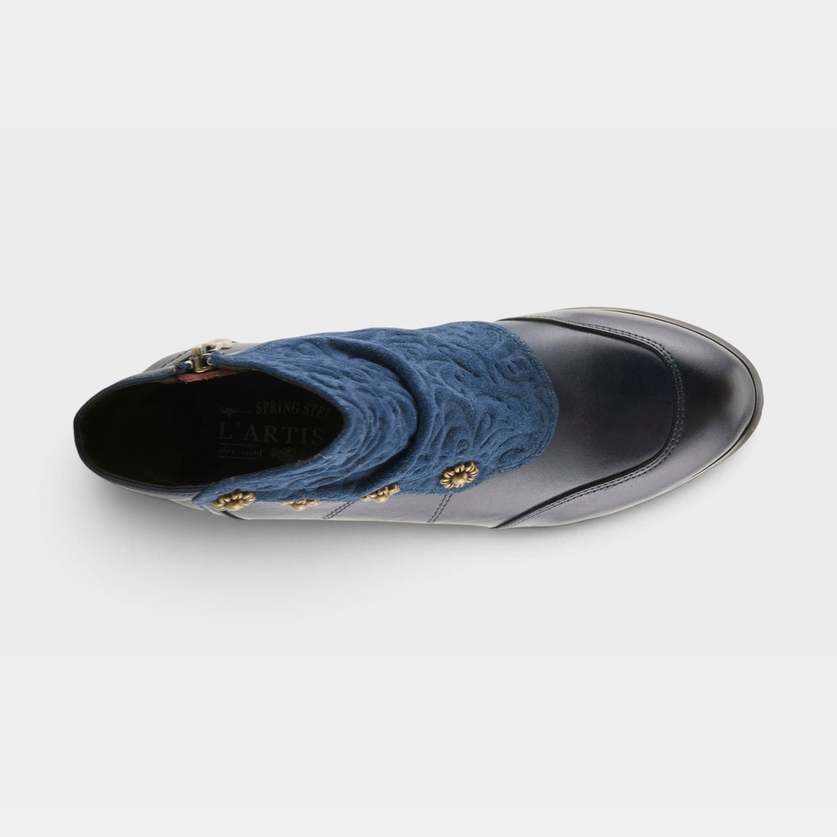 L'Artiste Belgard boots in Navy, top view