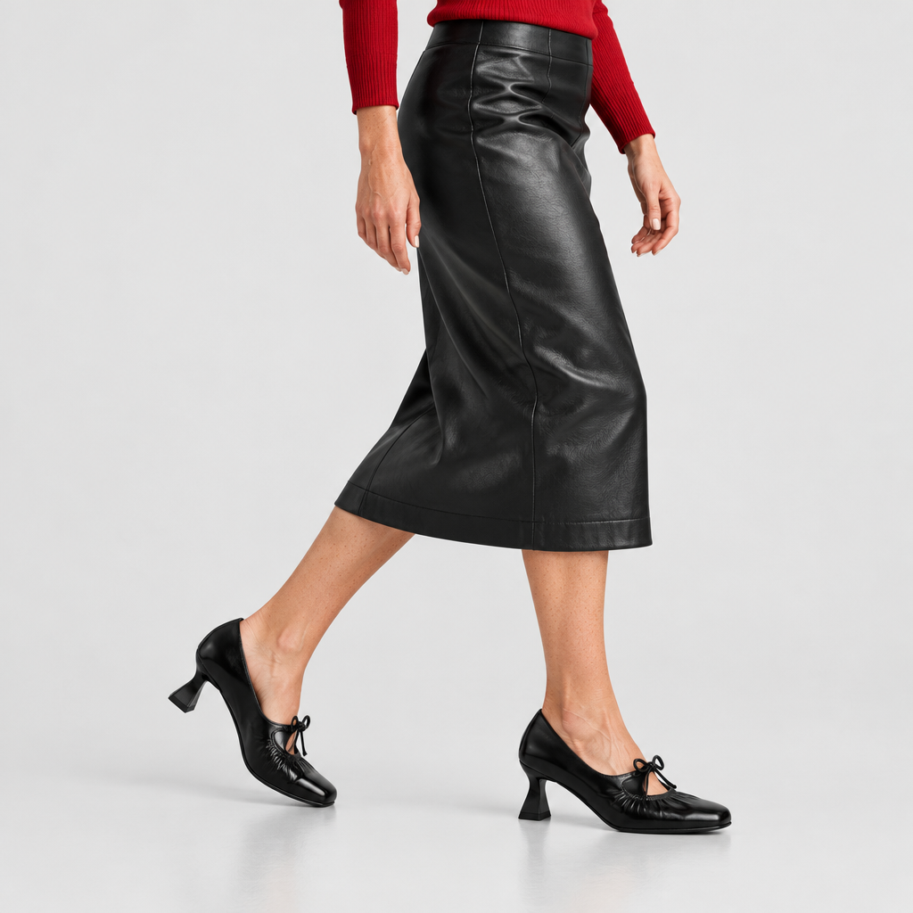 Azura BOWTIE SHOES – on-foot lifestyle view