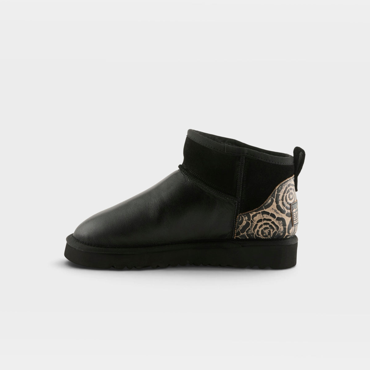 L'ARTISTE BRANDAI-GLOSS BOOTS