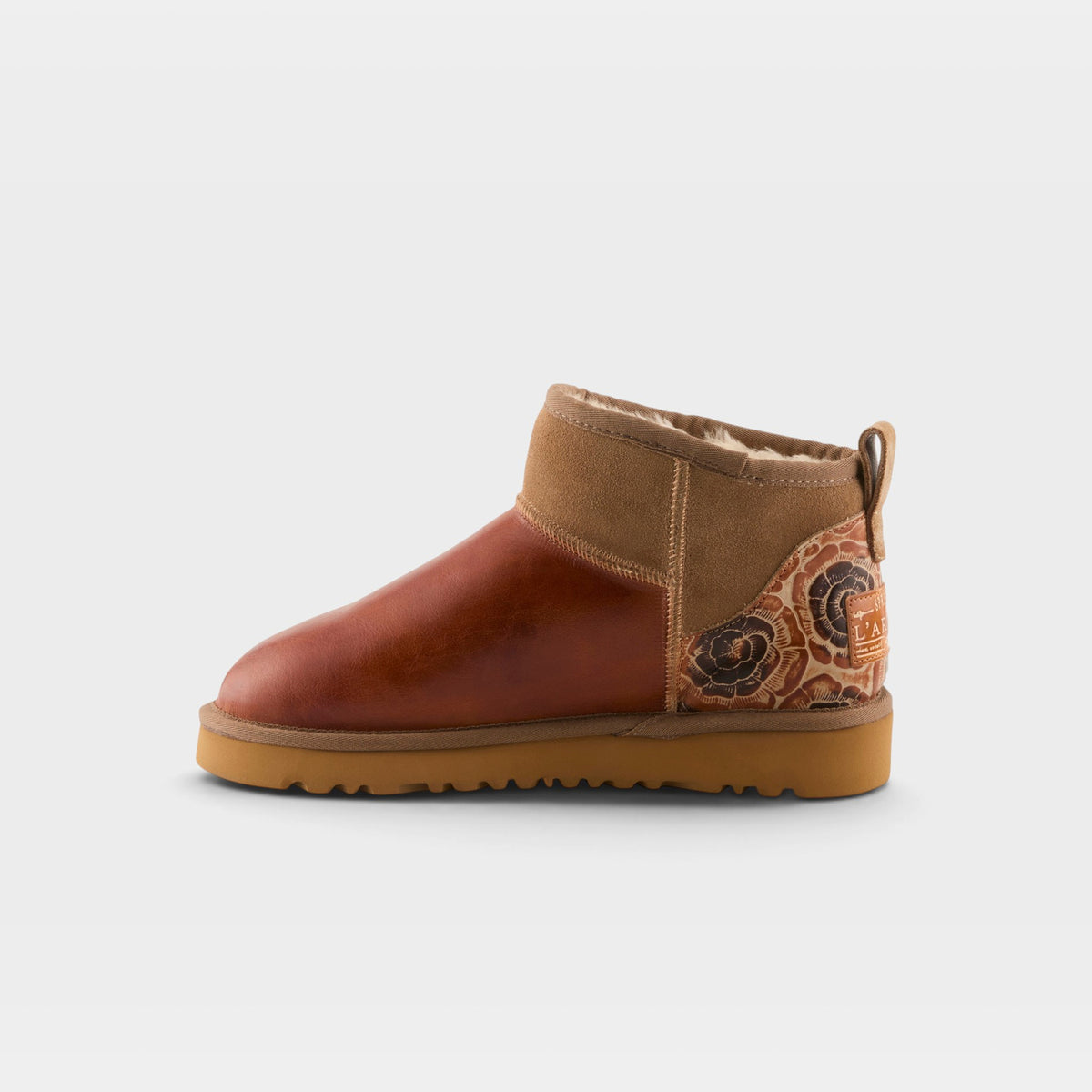 L'ARTISTE BRANDAI-GLOSS BOOTS-1