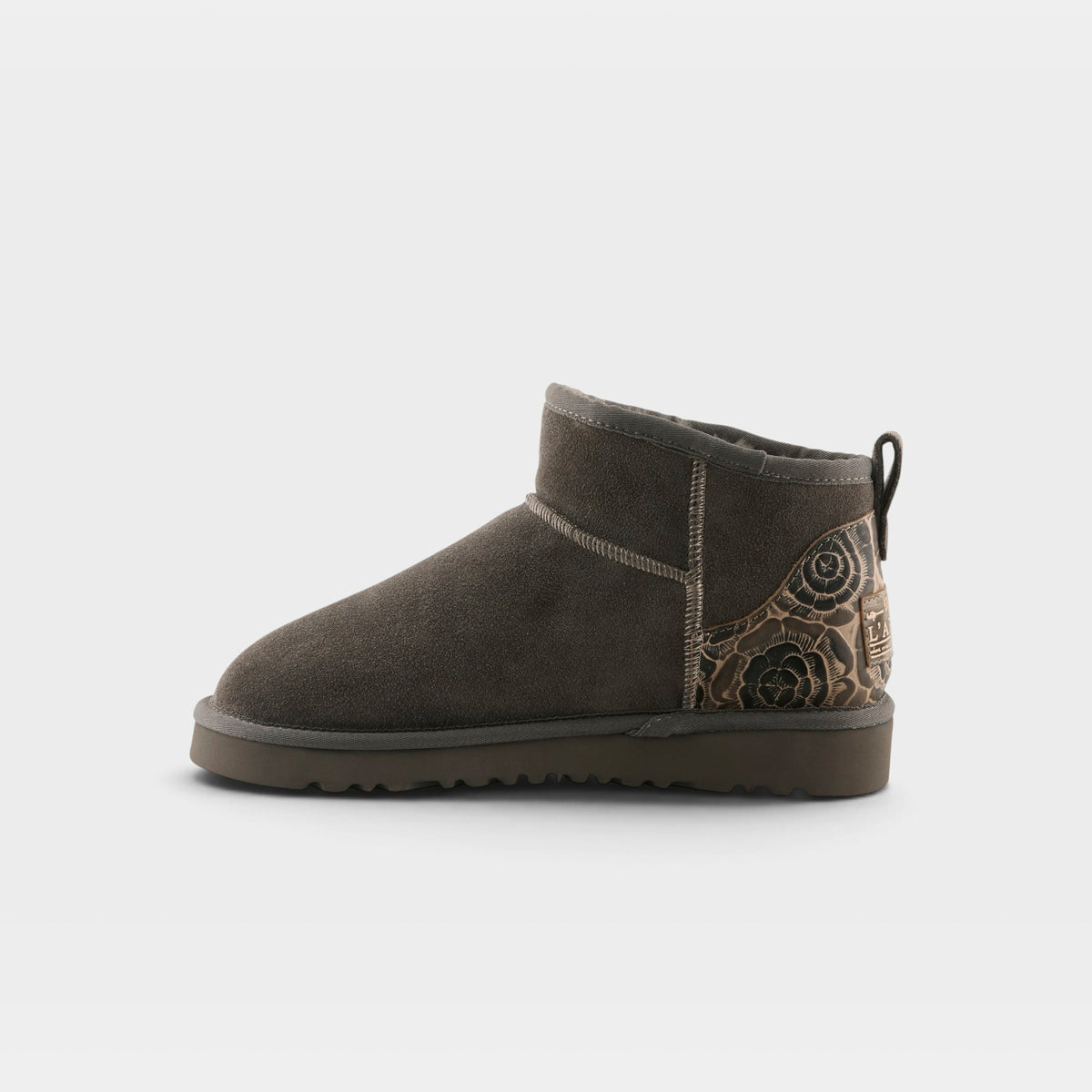L'Artiste Brandai boots in Grey Multi Suede, side view
