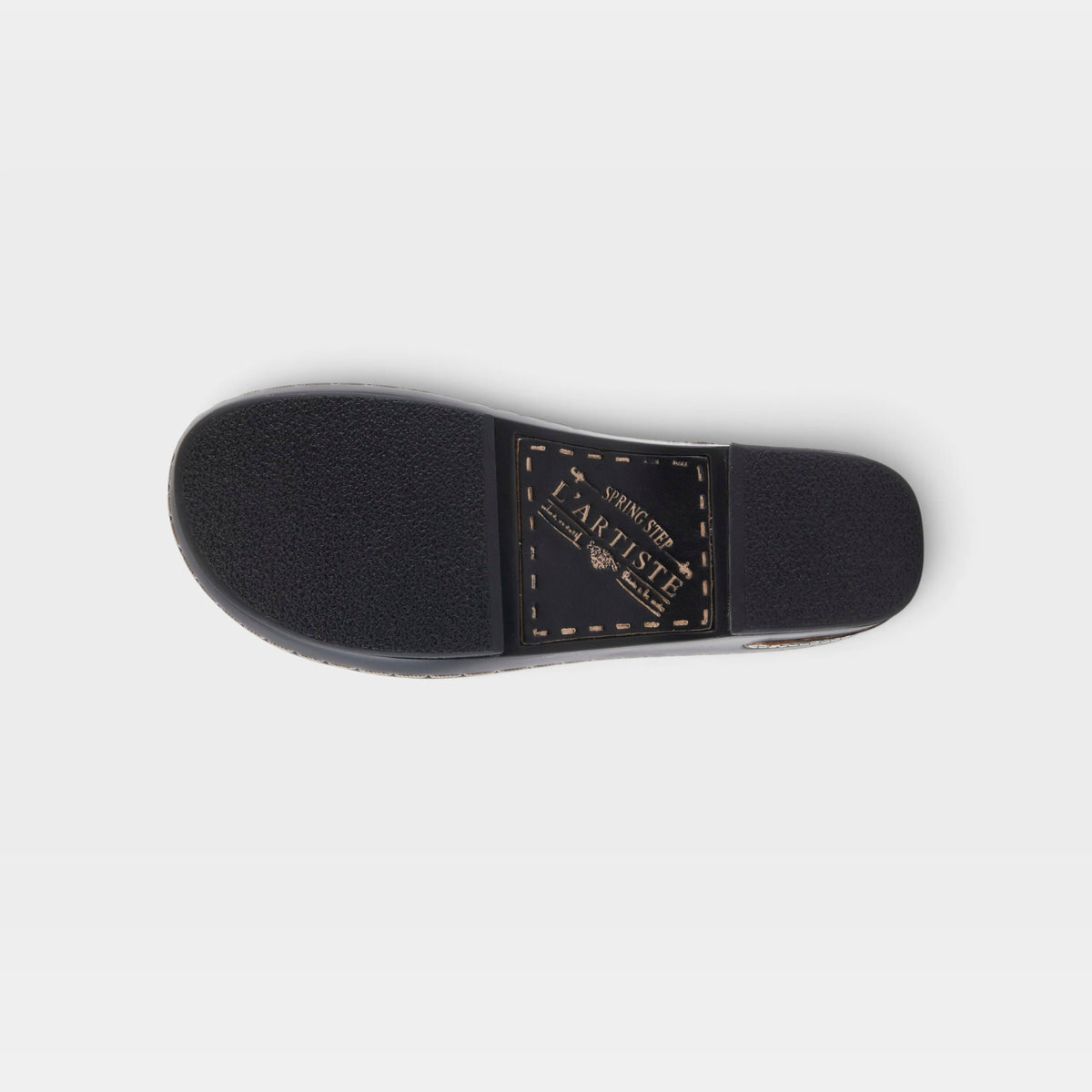 L'Artiste Burbank clogs in Black, outsole view