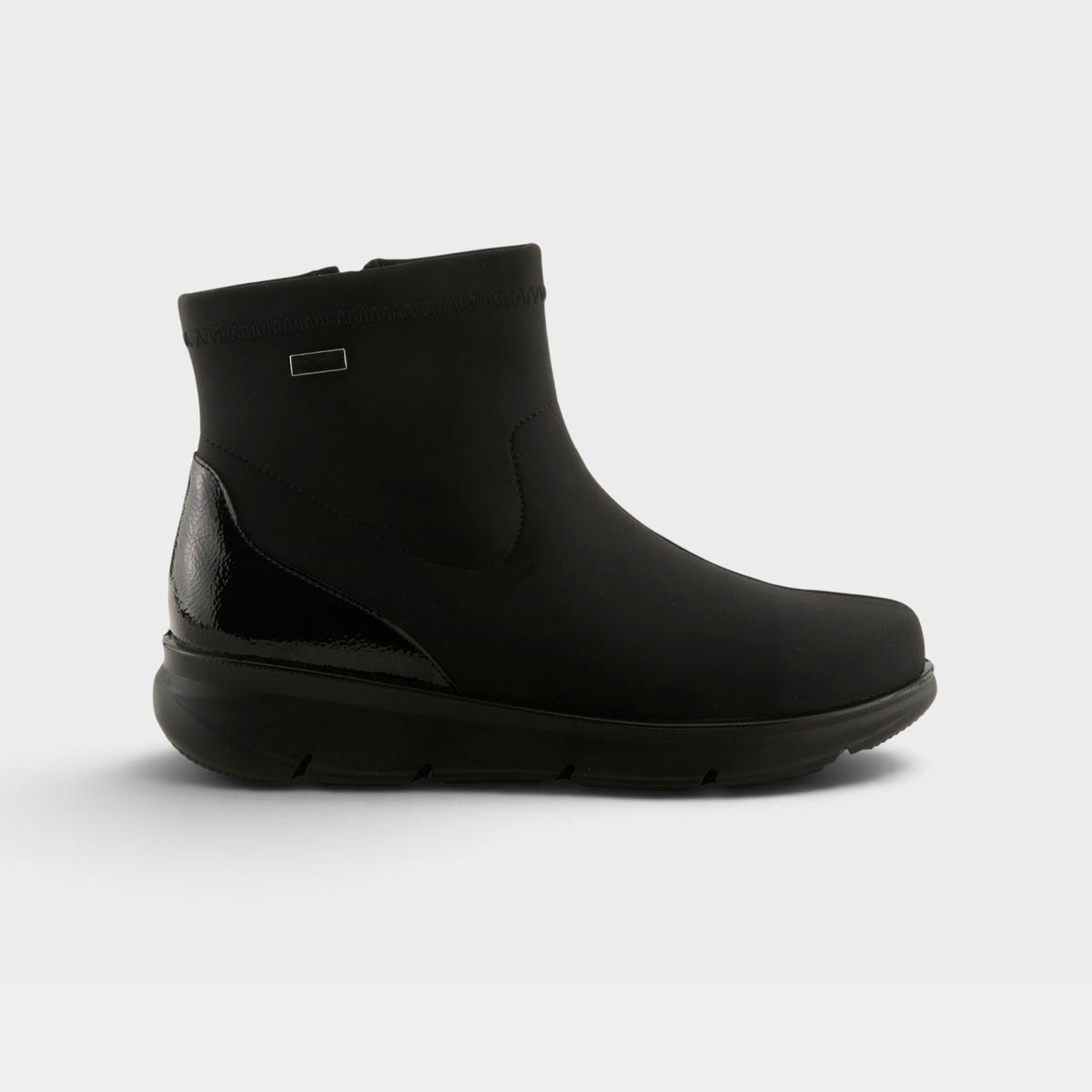 Flexus Caravyn Black Boot