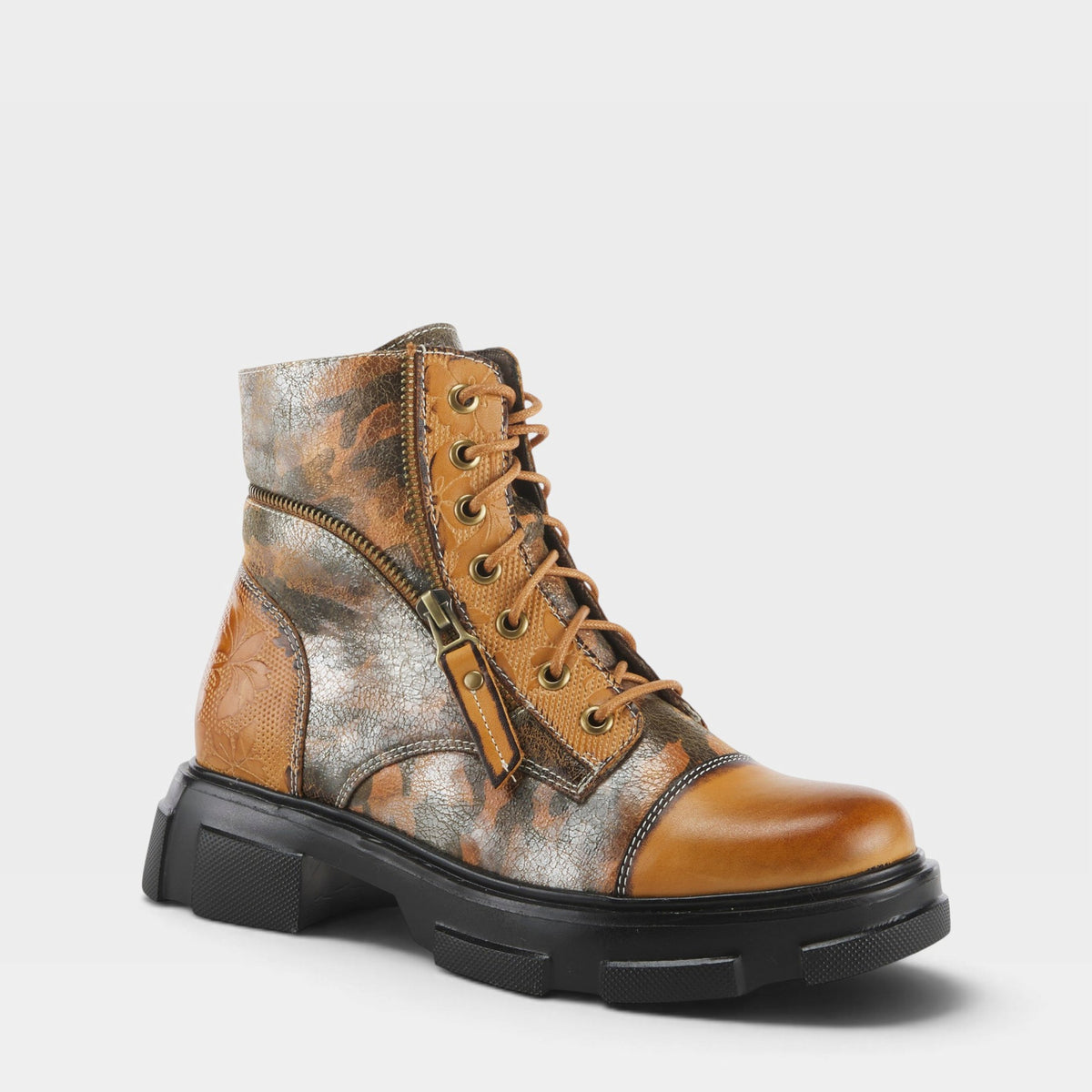 L'Artiste CARNELIAN BOOTIE in CAMEL MULTI, front view