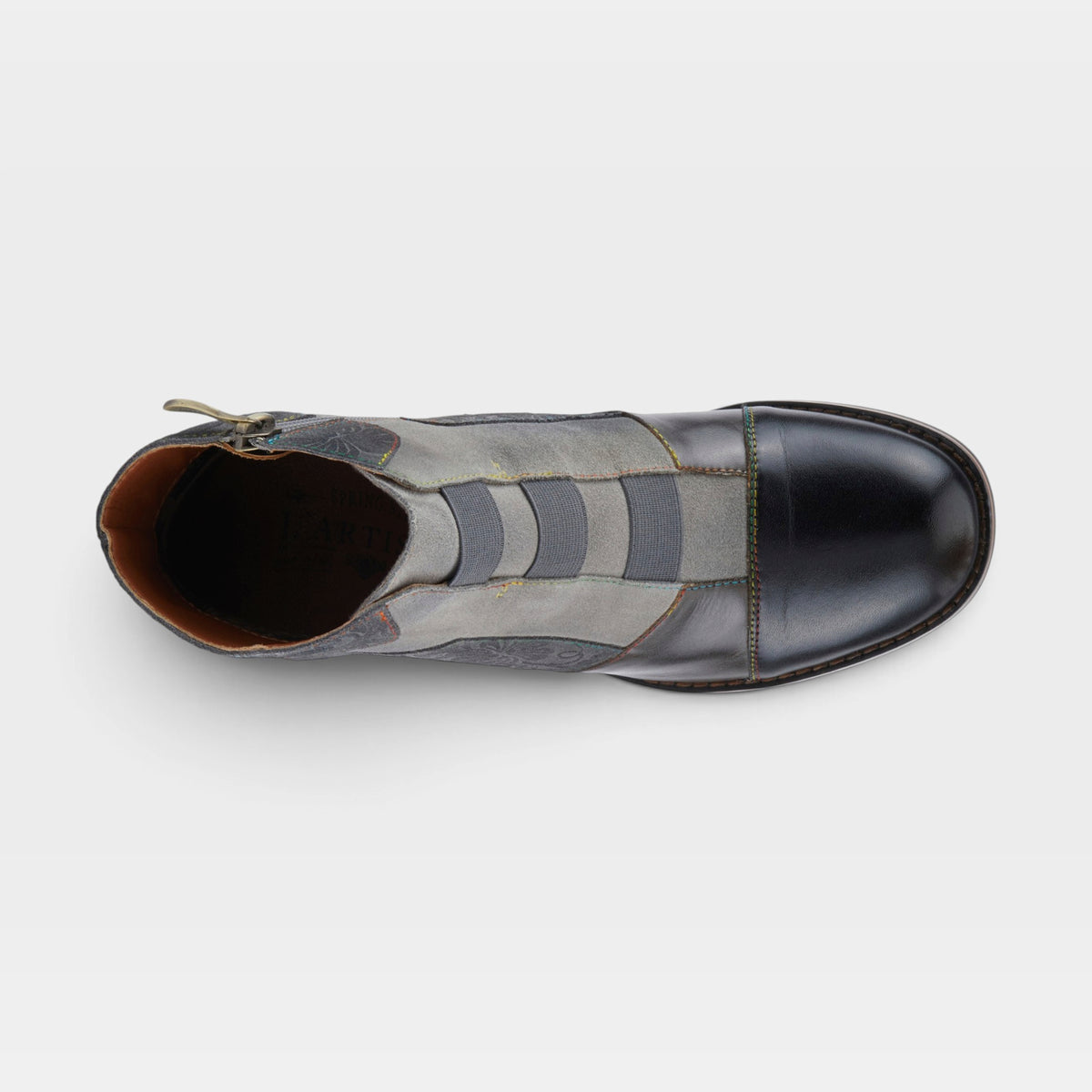 BOTAS COPINE DE L'ARTISTE-16