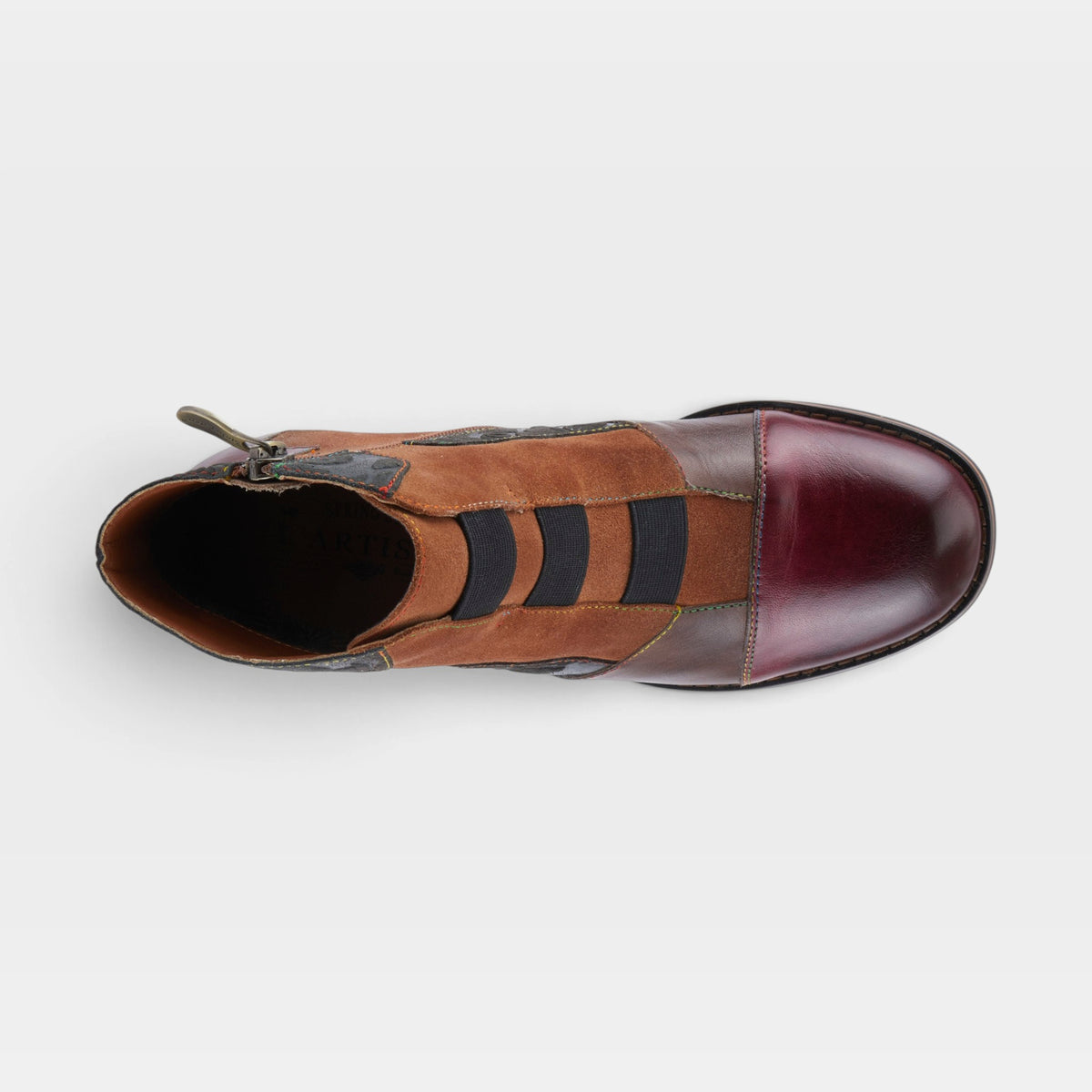 BOTAS COPINE DE L'ARTISTE-12