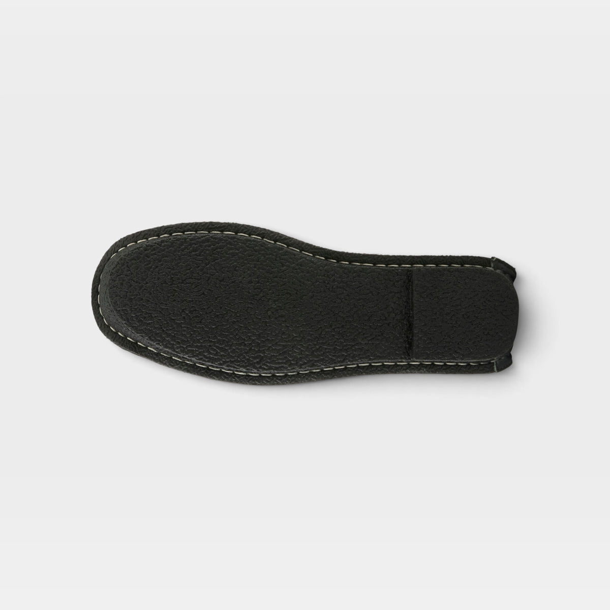L'Artiste Dezi slip-on shoes in Green, outsole view