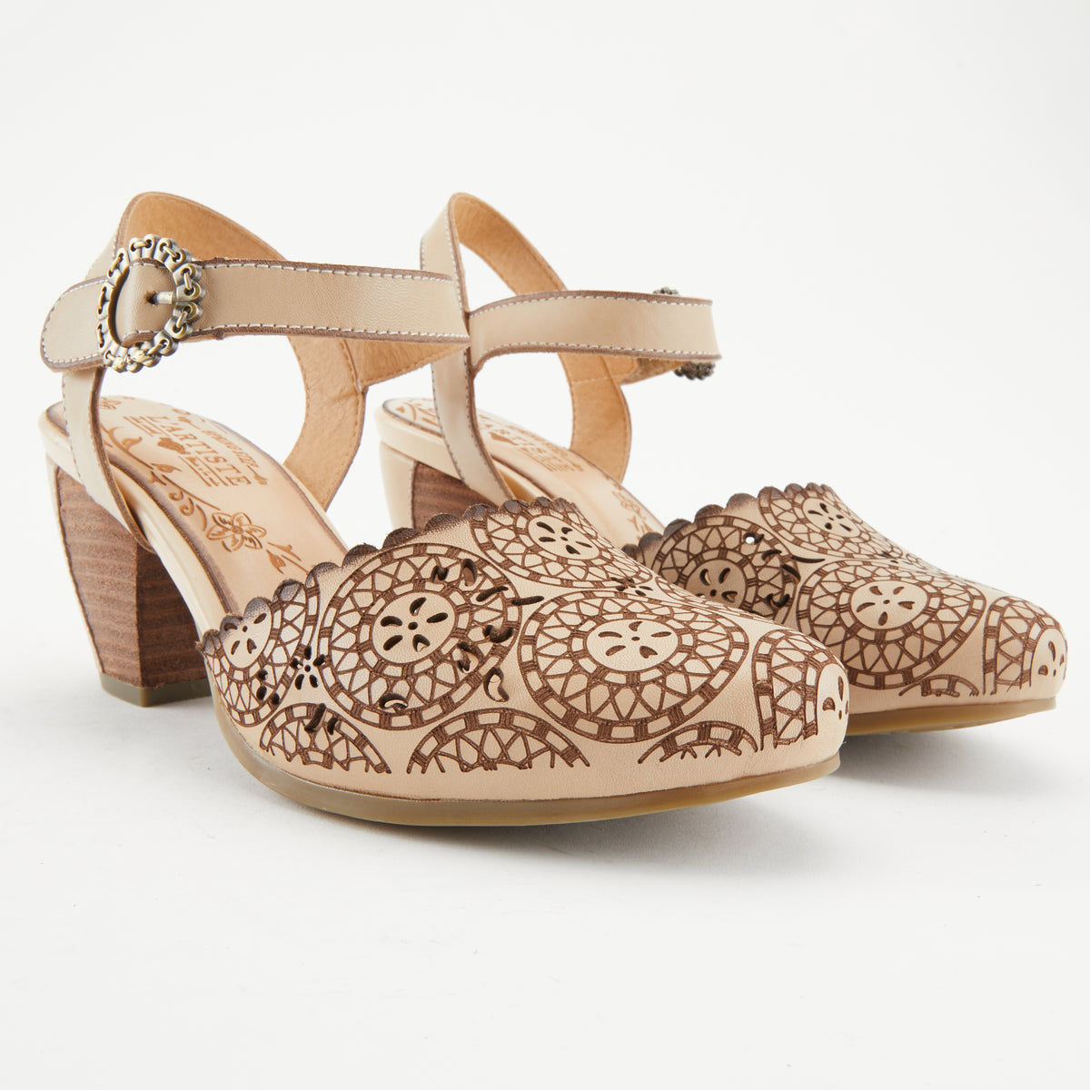 L'Artiste L'ARTISTE EILOOTA SANDALS sandal in beige with handcrafted leather design