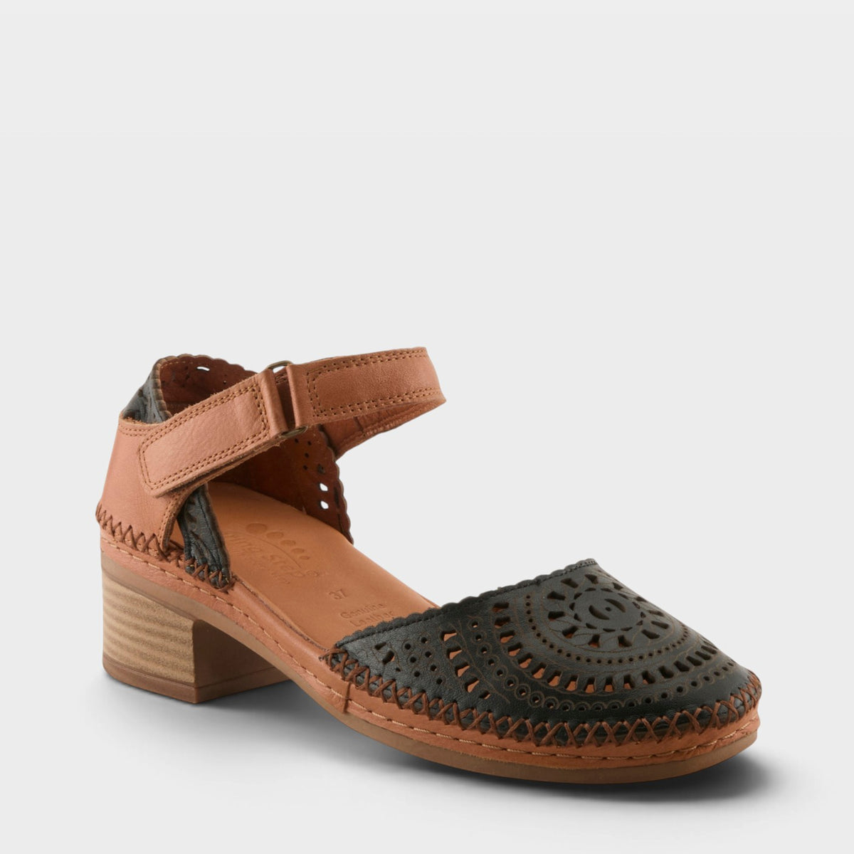 SPRING STEP EVELINE SHOE-13