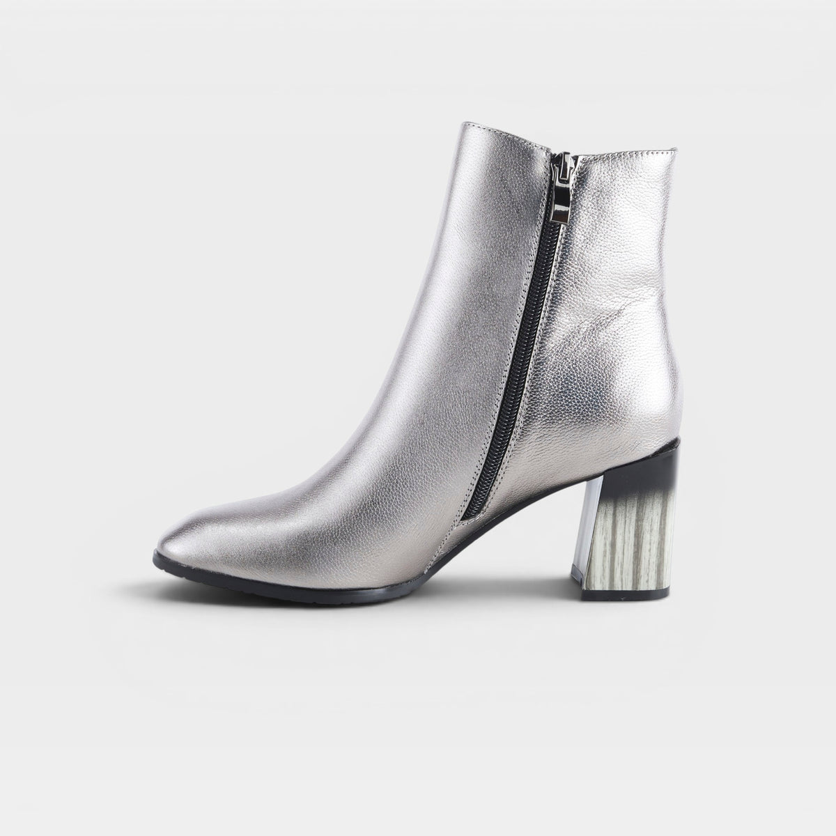 Azura Fabulosa Pewter Boot