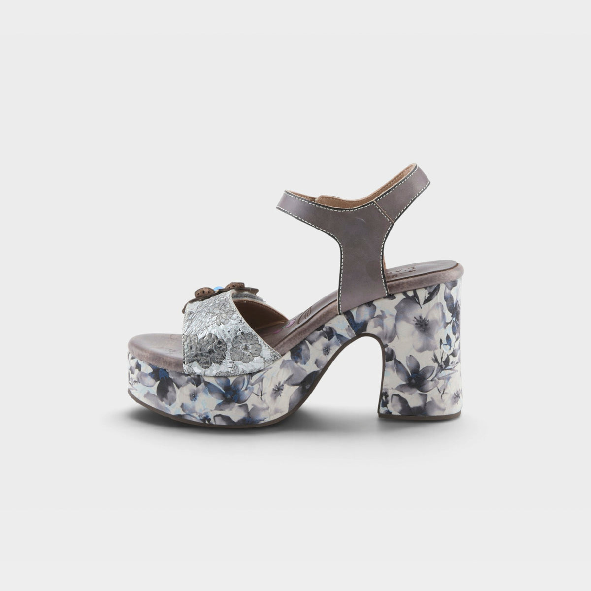 L'Artiste Felis sandals in Grey Multi, side view