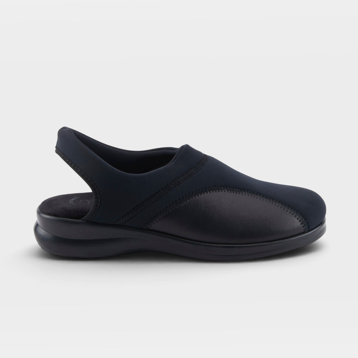 Flexus Flexia Black Clog