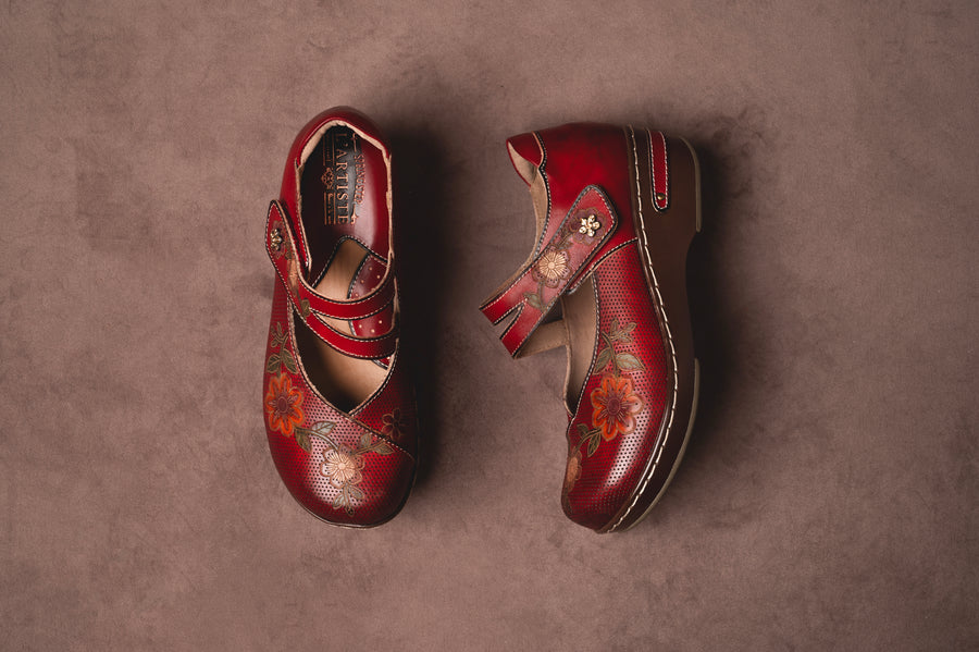 Clogs & Mules