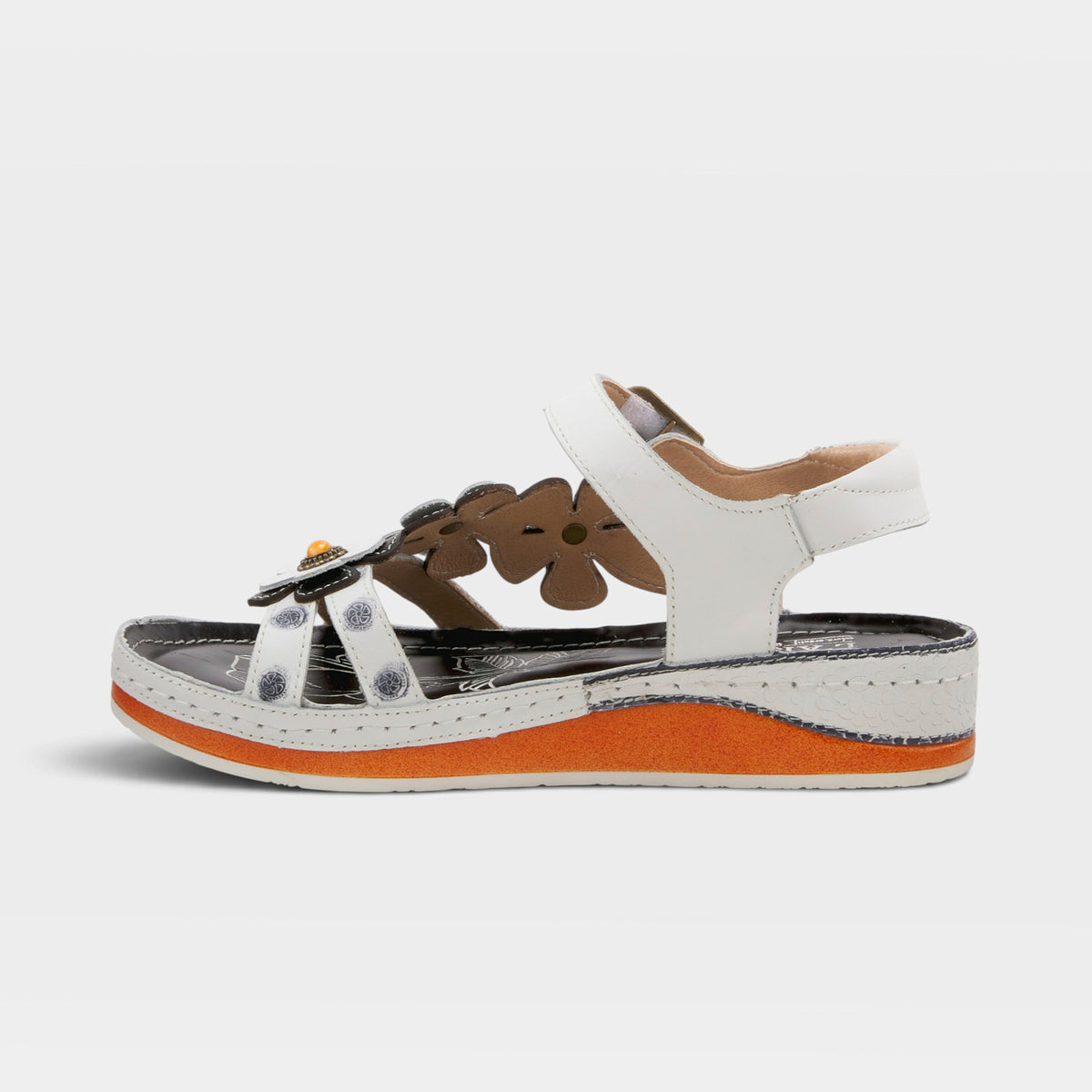 L'Artiste Goodie ankle strap sandal in White, side view
