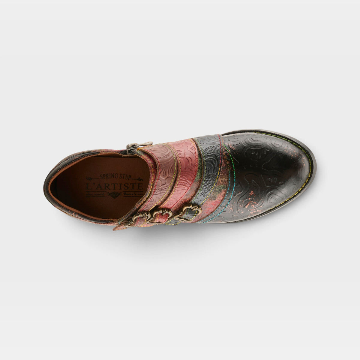 L'Artiste Graphic shoes in Black Multi, top view