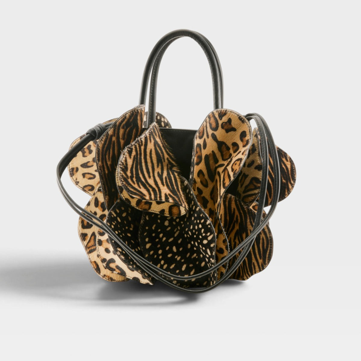 L'ARTISTE HB-FLUTTER HANDBAG-1