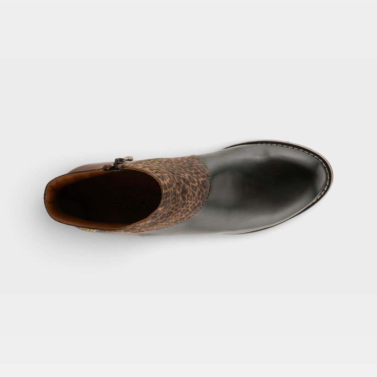 L'Artiste Herekitty-Leo boots in Black Multi, top view