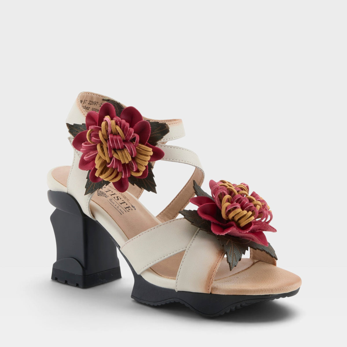 L'ARTISTE HOOKED SANDAL-1
