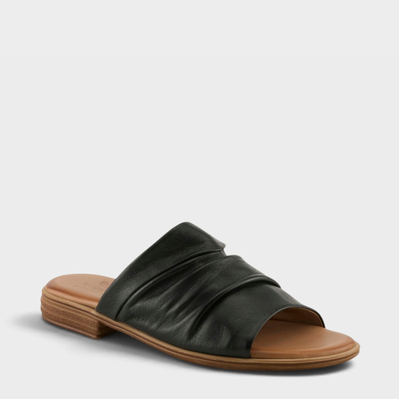 SPRING STEP JALEEL SANDALS