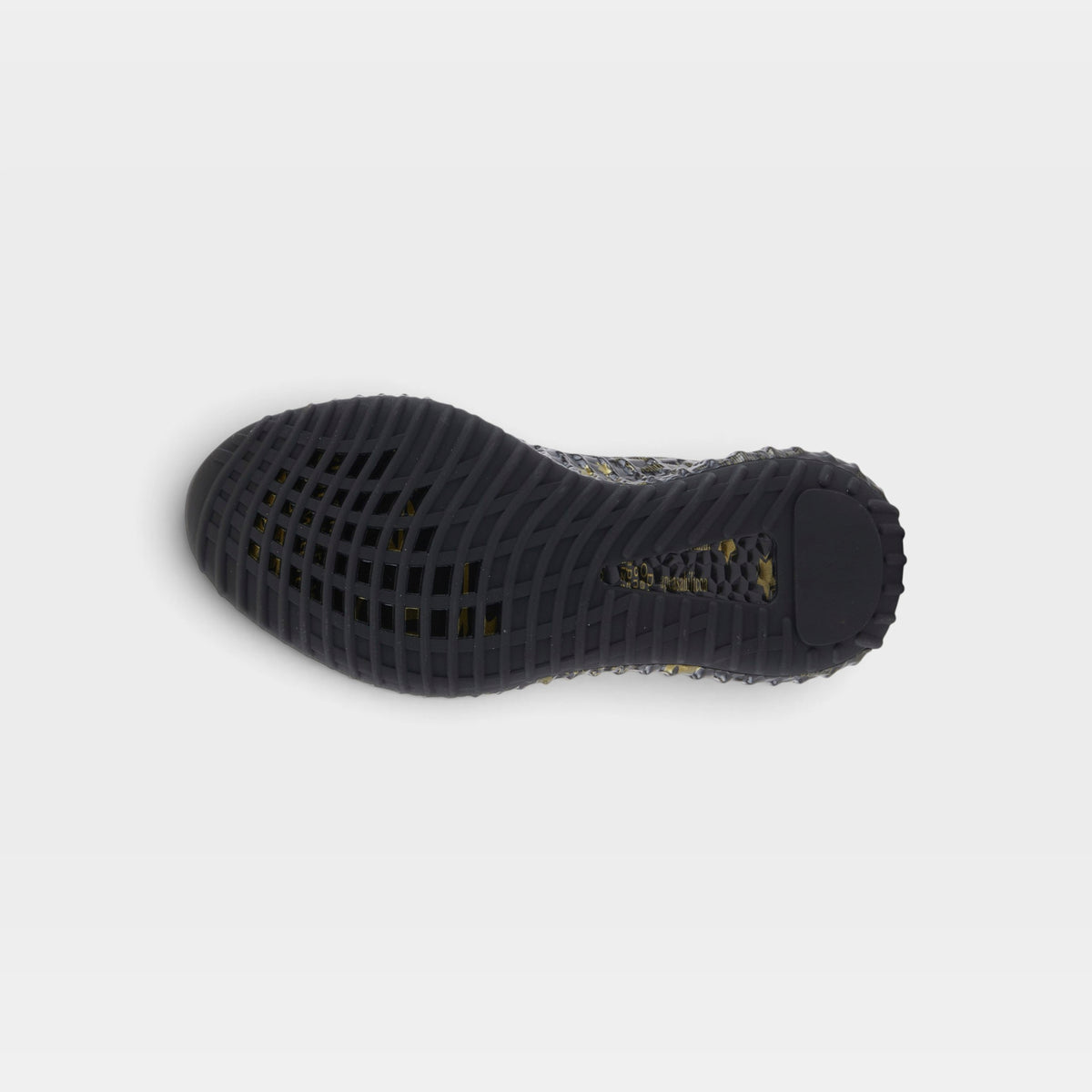 L'Artiste Javana sneakers in Gold Multi, outsole view