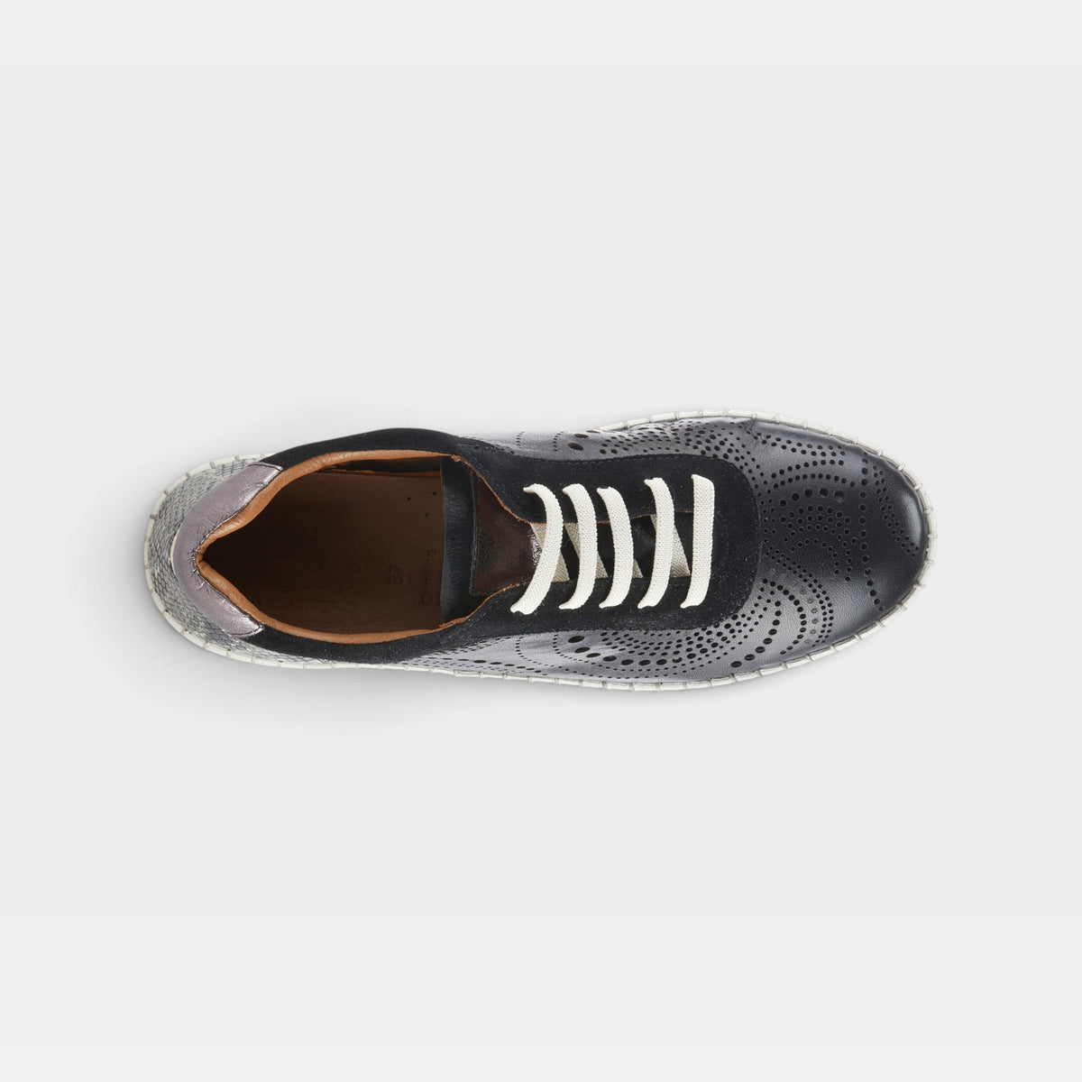 Spring Step Jumilla Black Sneaker