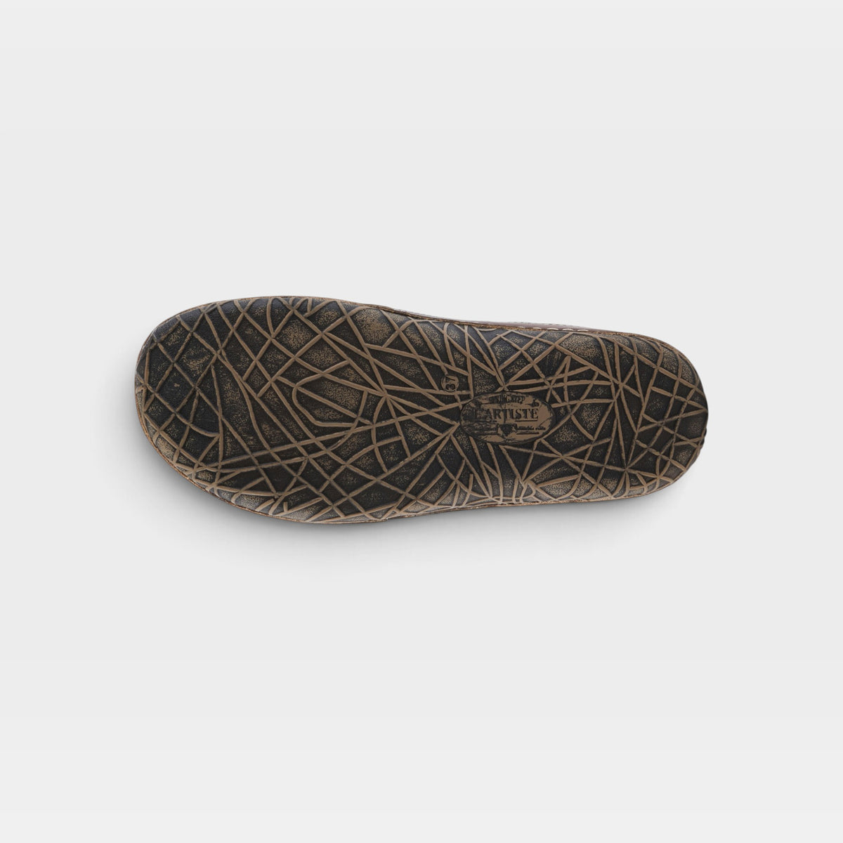 L'Artiste Libora slip-on shoes in Taupe, outsole view
