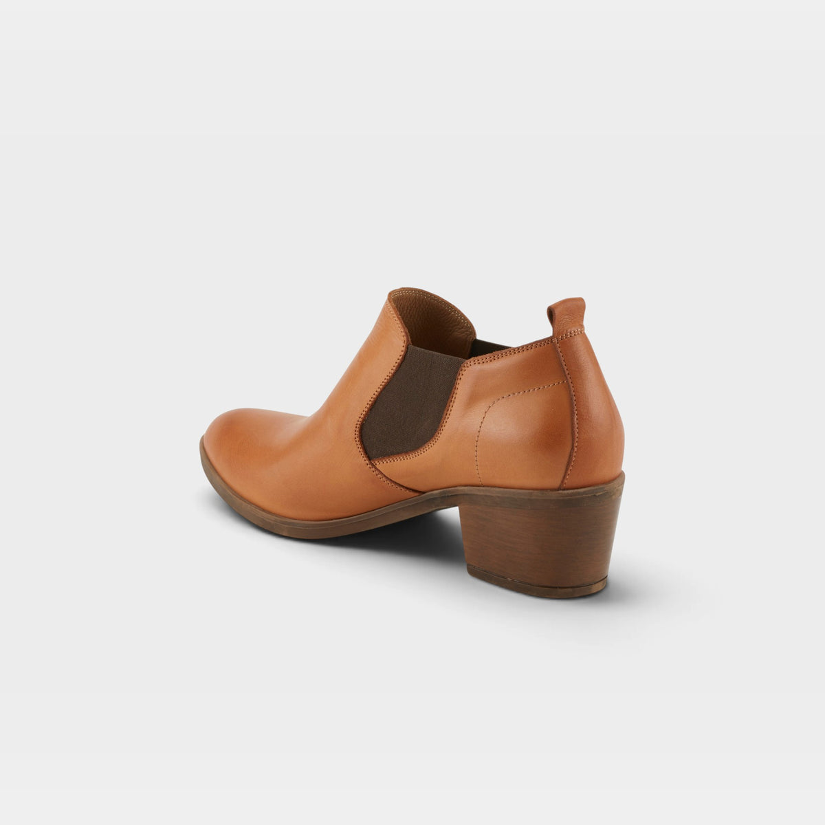 Spring Step Phaedra Camel Shootie