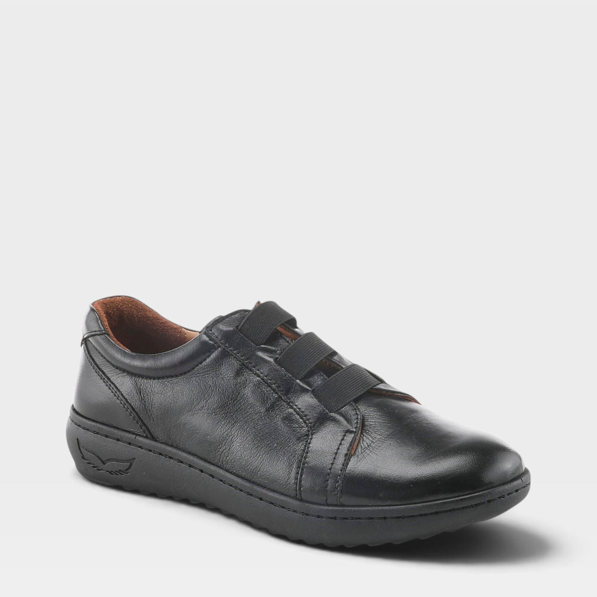 SPRING STEP PINNA SHOE-25