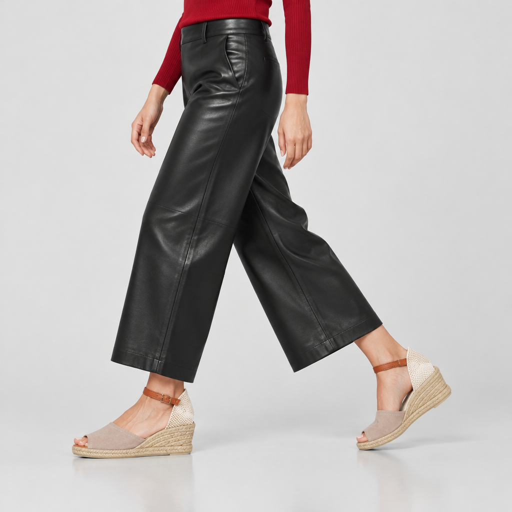 Azura ROYALEE SANDAL – on-foot lifestyle view