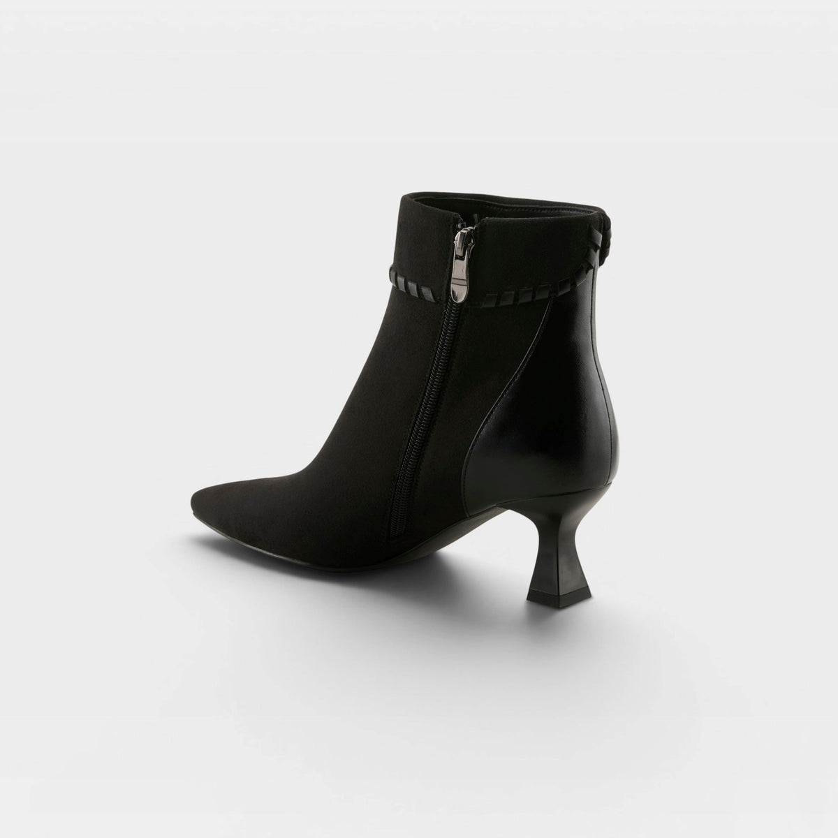 Azura – Sidesaddle – Black – Boot
