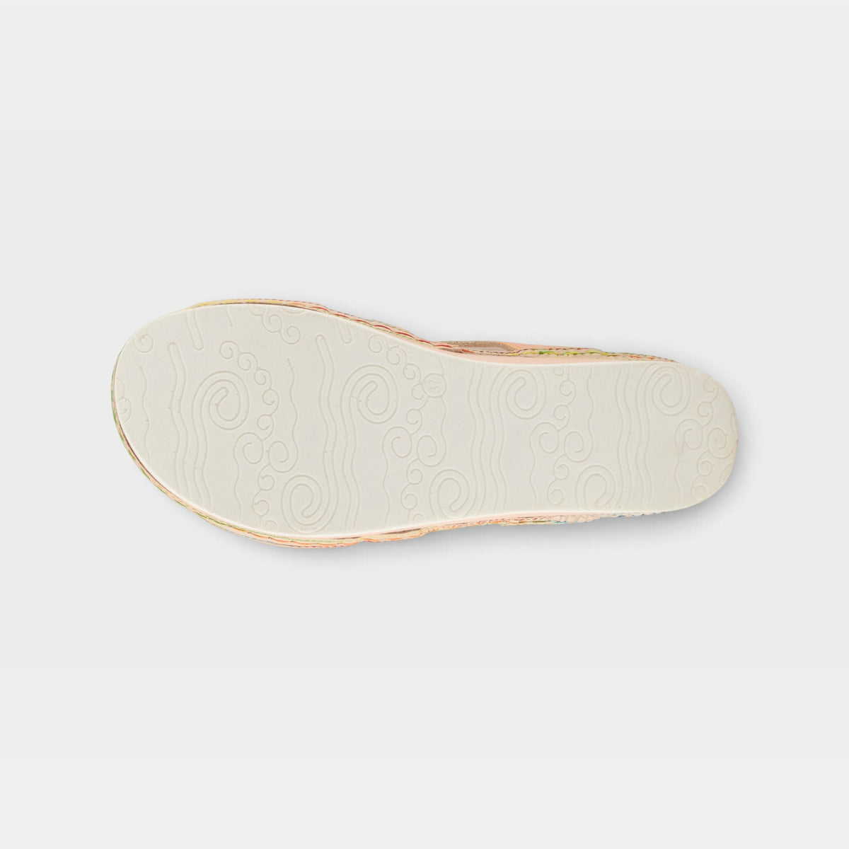 L'Artiste Sumacah sandal in Beige Multi, outsole view