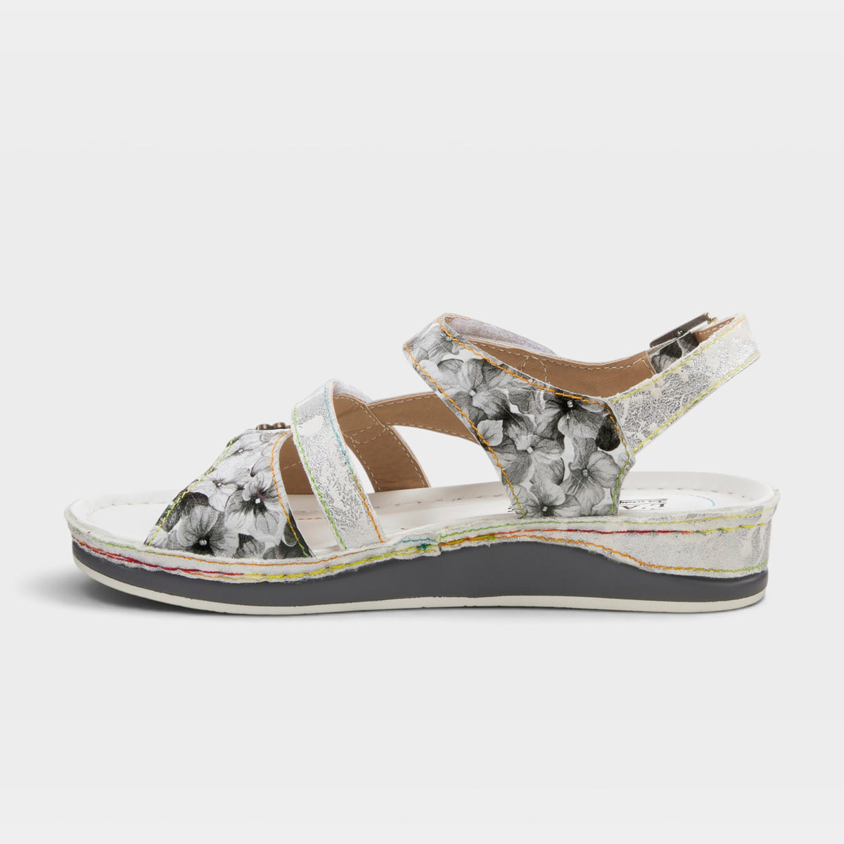 L'Artiste Sumacah sandal in Silver Multi, side view
