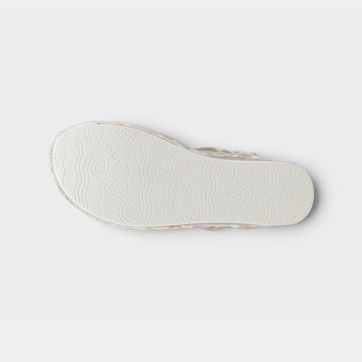 L'Artiste Sumacah sandal in Silver Multi, outsole view