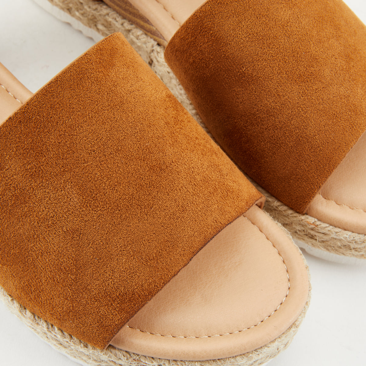 Patrizia PATRIZIA TALUS SANDALS sandal in camel with stylish fashion design
