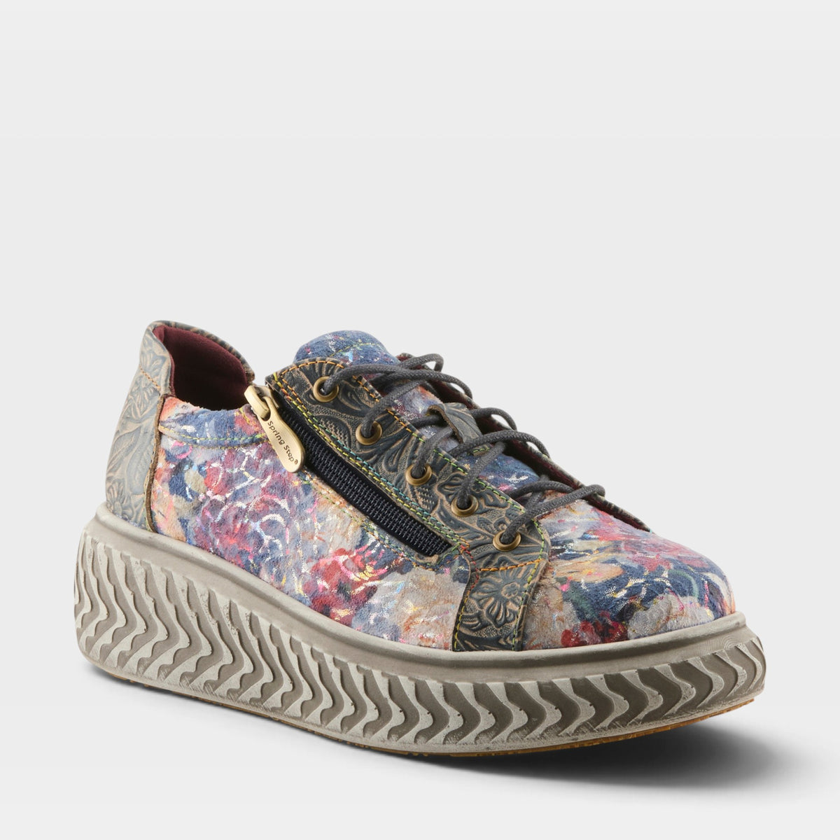 L'ARTISTE TIRETREAD SNEAKERS