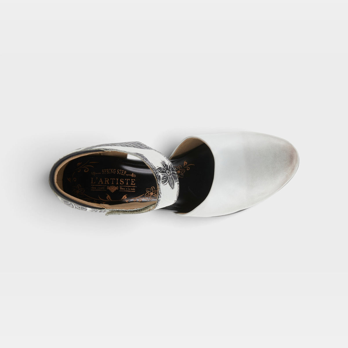 L'Artiste Toolie shoes in Off White Multi, top view
