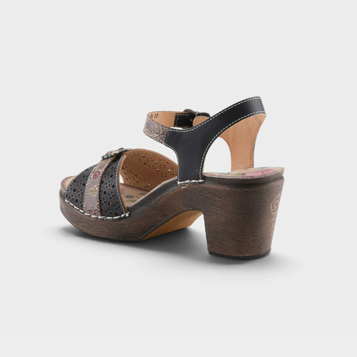 L'ARTISTE UPPERBUCK SANDALS-19