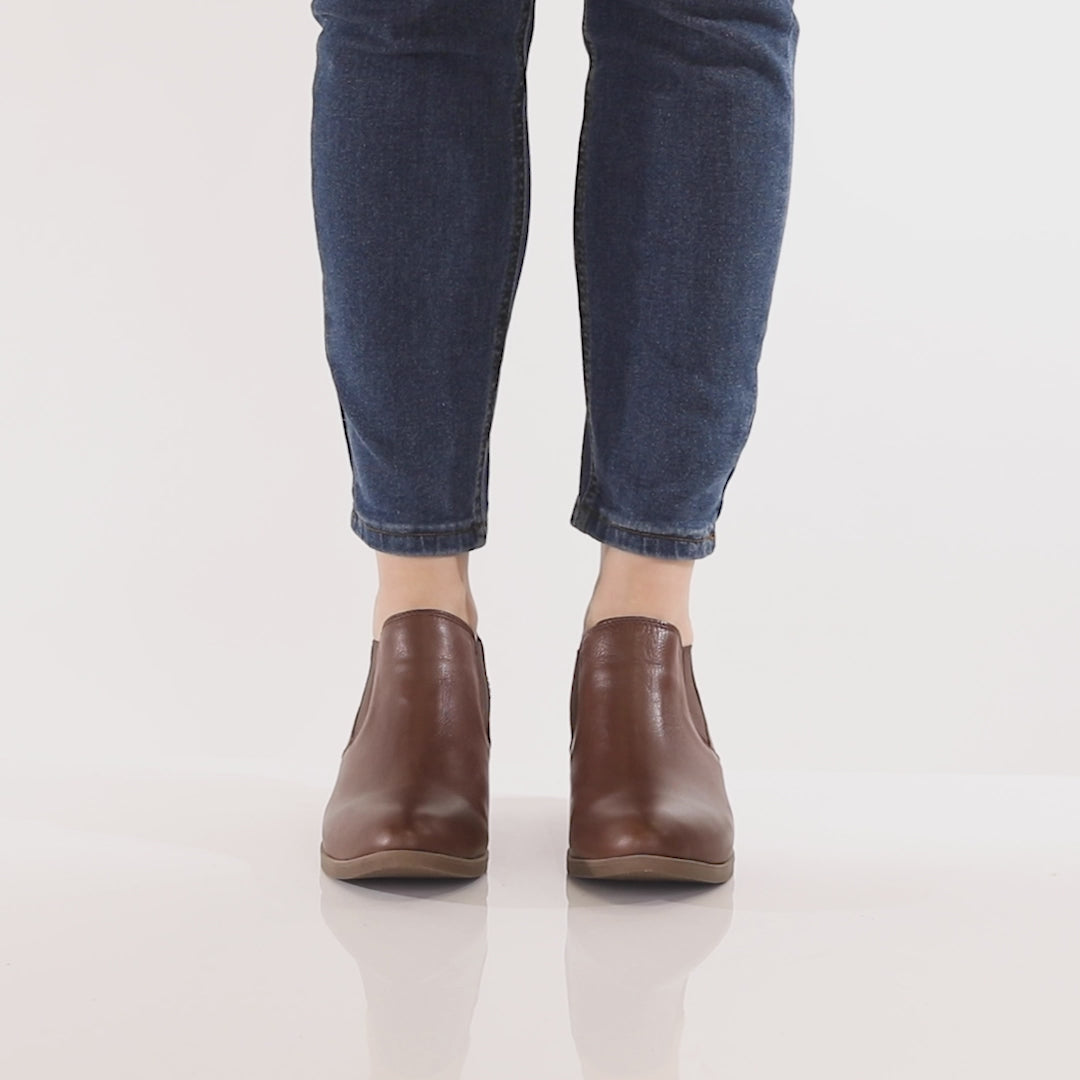 SPRING STEP PHAEDRA SHOOTIE-20