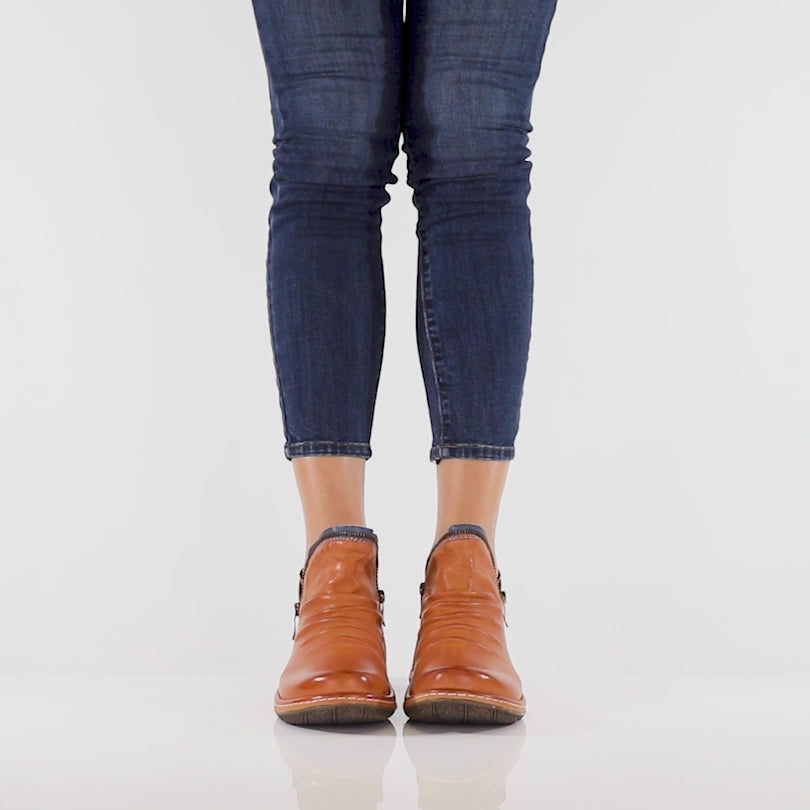 L'ARTISTE CHESAPEAKE BOOTS-19