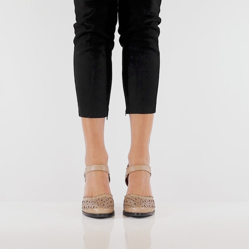 L'ARTISTE VISIONARY ANKLE STRAP SHOE-43
