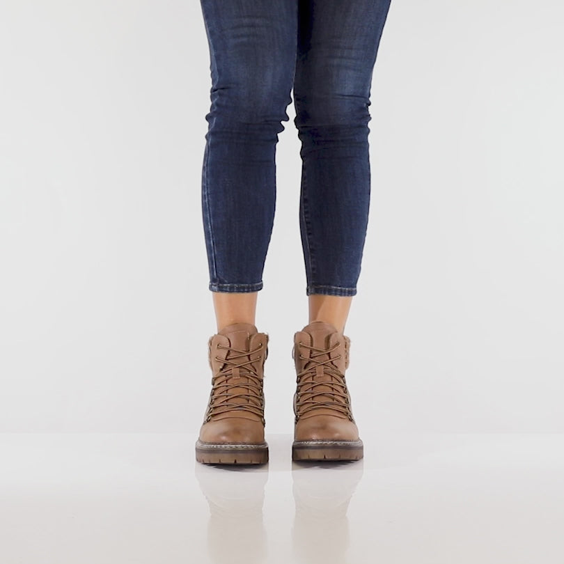 PATRIZIA JANECET BOOTS-25