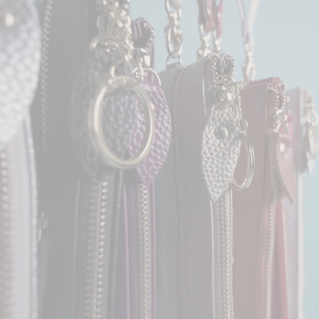 SPRING STEP LEATHER WRISTLET-2