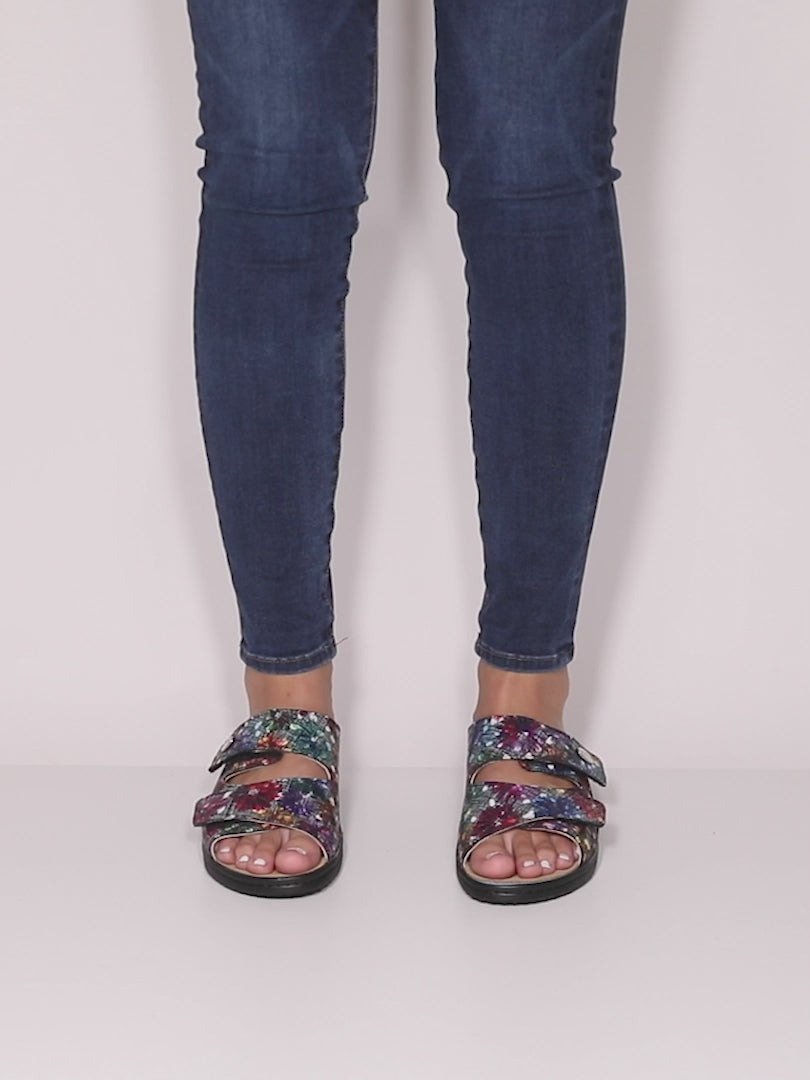 Flexus FLEXUS BELLASA SLIDE SANDAL sandal in black multi with flexible sole
